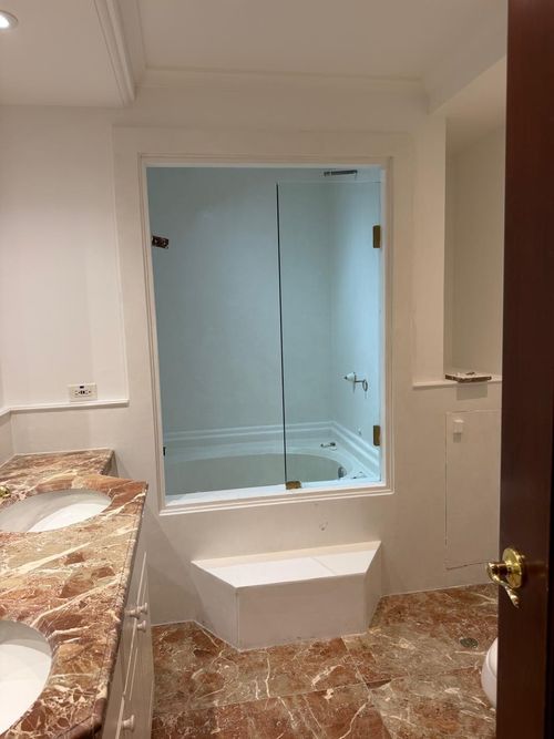 Apartamento de 3 alcobas en venta en Chico, Bogotá, 221 m² · foto 22 de 24