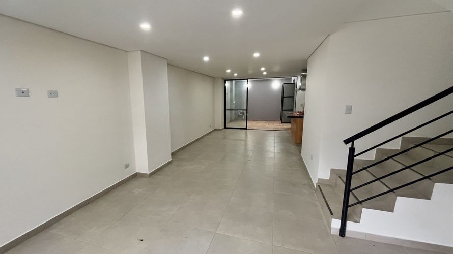 Casa de 4 alcobas en venta en Cota, 180 m² · foto 4 de 24