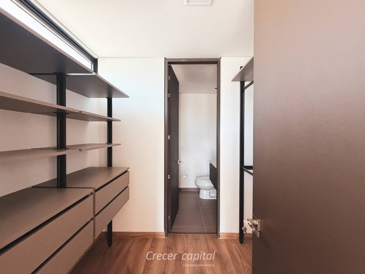Apartamento en arriendo en El Poblado, Medellín · foto 7 de 13