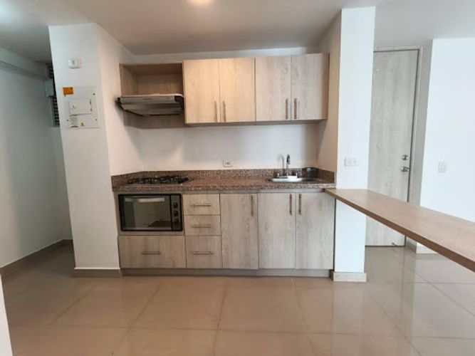 Apartamento de 3 alcobas en arriendo en Prados De Sabaneta, La Estrella, 70 m² · foto 2 de 19