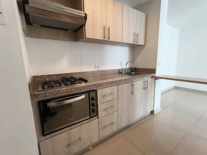 Apartamento de 3 alcobas en arriendo en Prados De Sabaneta, La Estrella, 70 m² · foto 4 de 19