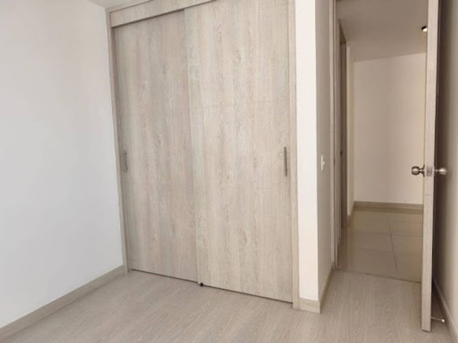 Apartamento de 3 alcobas en arriendo en Prados De Sabaneta, La Estrella, 70 m² · foto 14 de 19