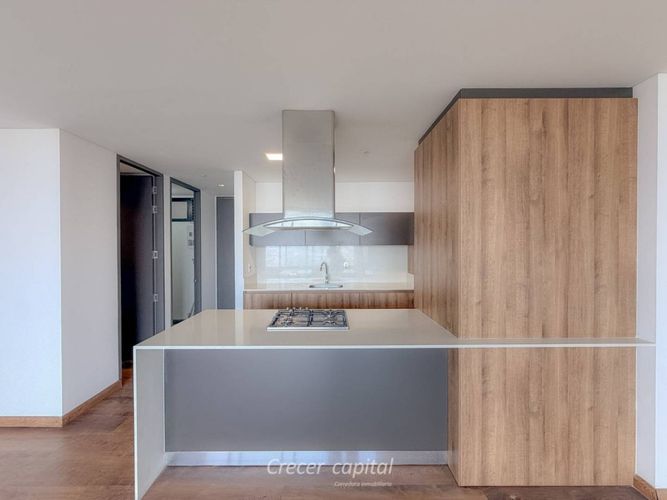 Apartamento de 3 alcobas en arriendo en Manila, Medellín, 140 m² · foto 4 de 12