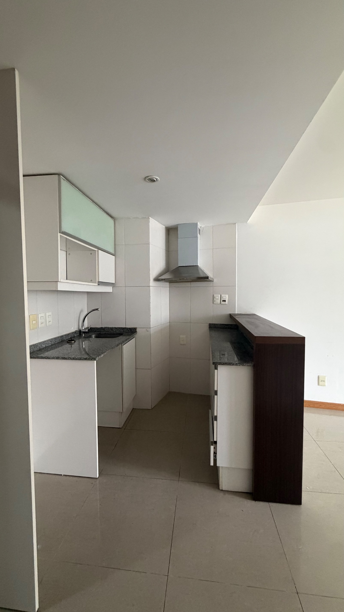 Apartamento En Alquiler Cordón 1 Dormitorio Al Frente Gaboto Y Constituyente