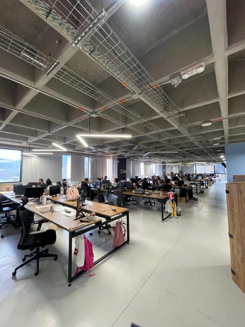 Oficina en arriendo en Viviendas Del Sur, Itagüí, 1000 m² · foto 9 de 20