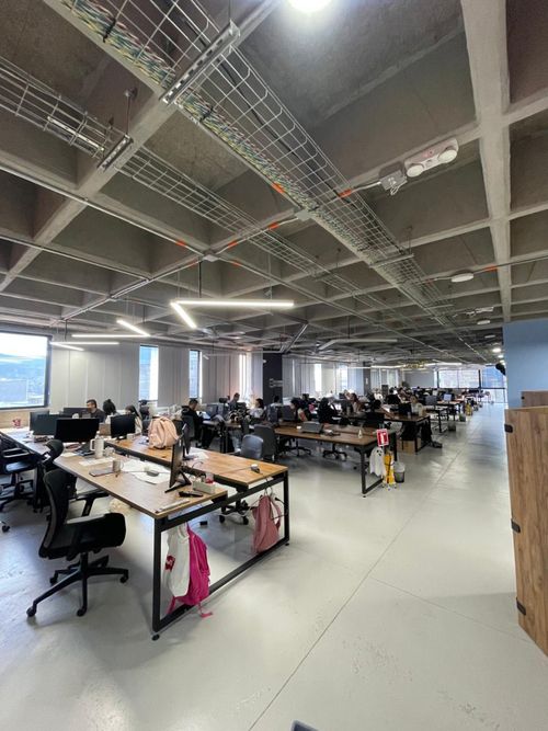 Oficina en arriendo en Viviendas Del Sur, Itagüí, 1000 m² · foto 10 de 20