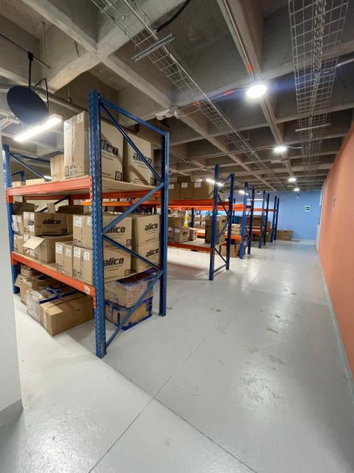 Oficina en arriendo en Viviendas Del Sur, Itagüí, 1000 m² · foto 12 de 20