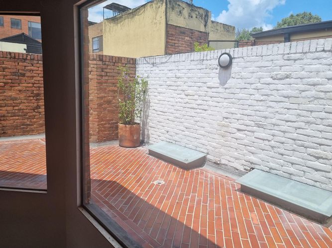 Apartamento de 3 alcobas en venta en La Calleja, Bogotá, 169 m² · foto 2 de 24