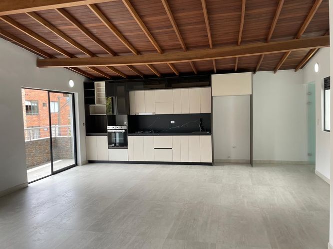 Casa de 3 alcobas en venta en Belén, Medellín, 105 m² · foto 5 de 16