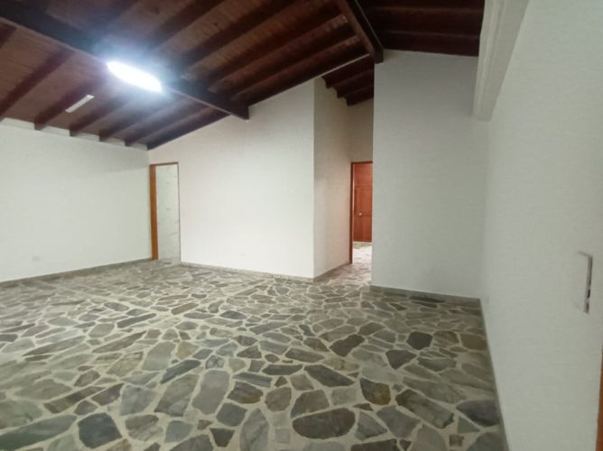 Apartamento de 4 alcobas en venta en Calasanz Parte Alta, Medellín, 115 m² · foto 5 de 23