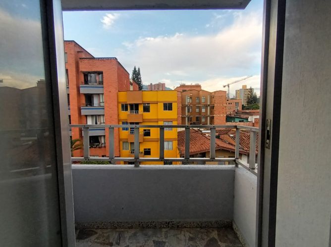 Apartamento de 4 alcobas en venta en Calasanz Parte Alta, Medellín, 115 m² · foto 7 de 23