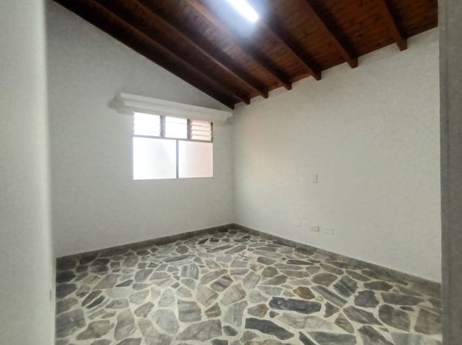 Apartamento de 4 alcobas en venta en Calasanz Parte Alta, Medellín, 115 m² · foto 8 de 23