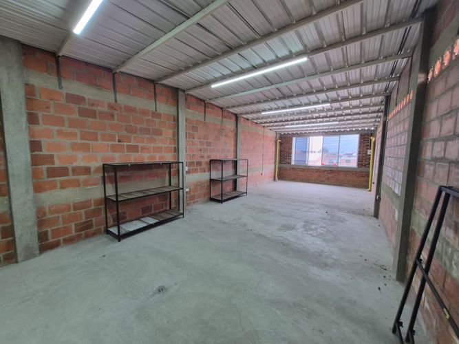 Local en arriendo en Sucre, Cali, 85 m² · foto 2 de 6