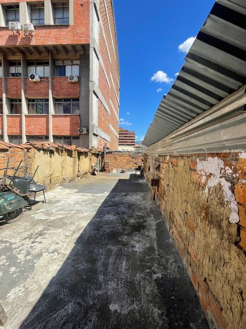Local en venta en Villa Nueva, Medellín, 320 m² · foto 4 de 24