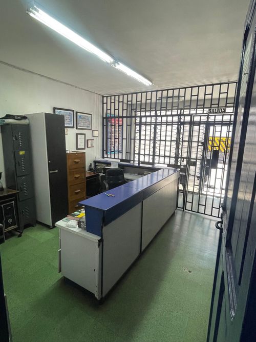 Local en venta en Villa Nueva, Medellín, 320 m² · foto 5 de 24