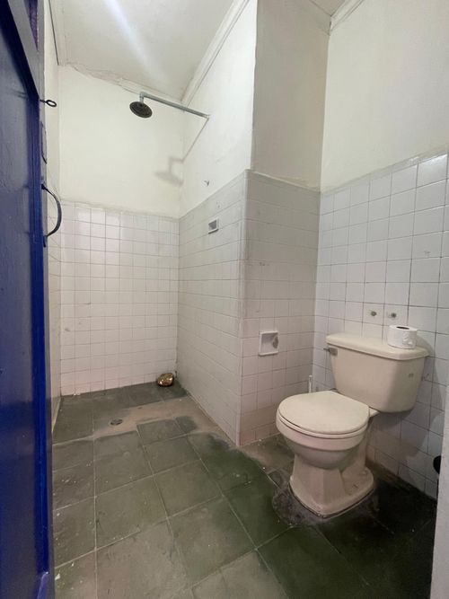 Local en venta en Villa Nueva, Medellín, 320 m² · foto 15 de 24