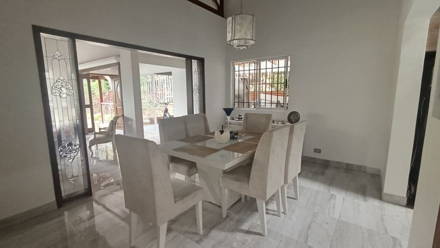 Casa de 3 alcobas en venta en San Jose, Sabaneta, 424 m² · foto 8 de 24