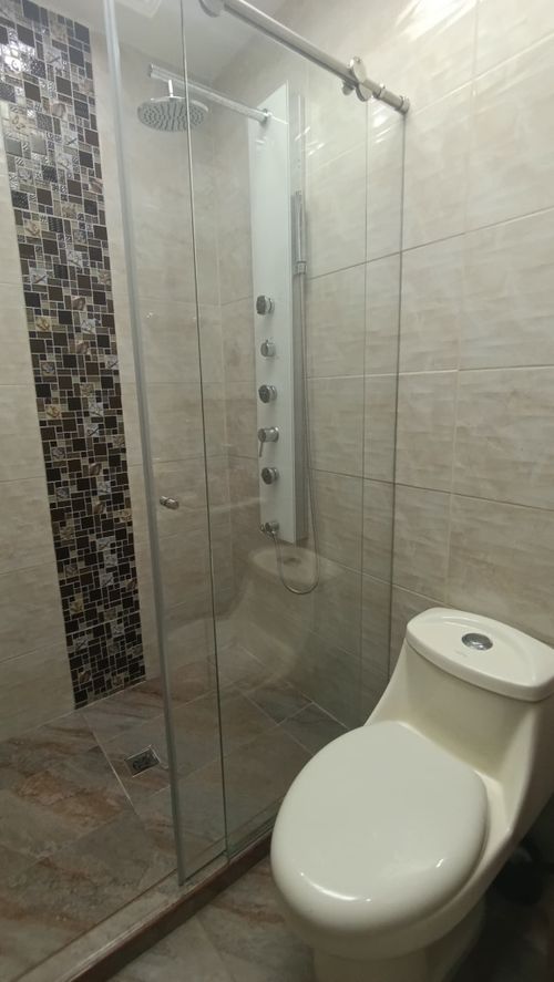 Casa de 3 alcobas en venta en San Jose, Sabaneta, 424 m² · foto 12 de 24