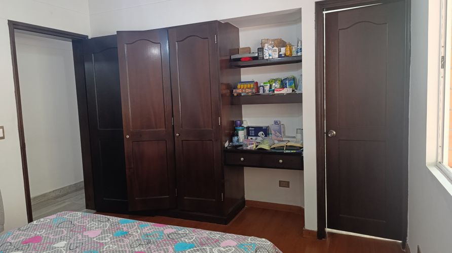 Casa de 3 alcobas en venta en San Jose, Sabaneta, 424 m² · foto 15 de 24