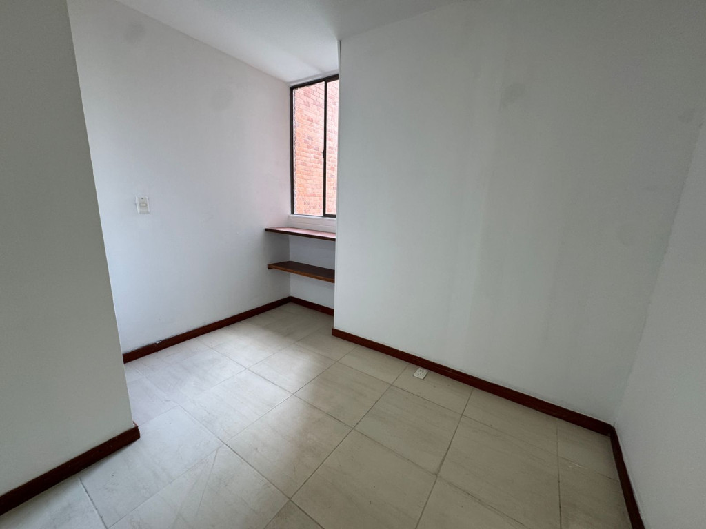 Apartamento en arriendo en Los Balsos, Medellín · foto 9 de 18