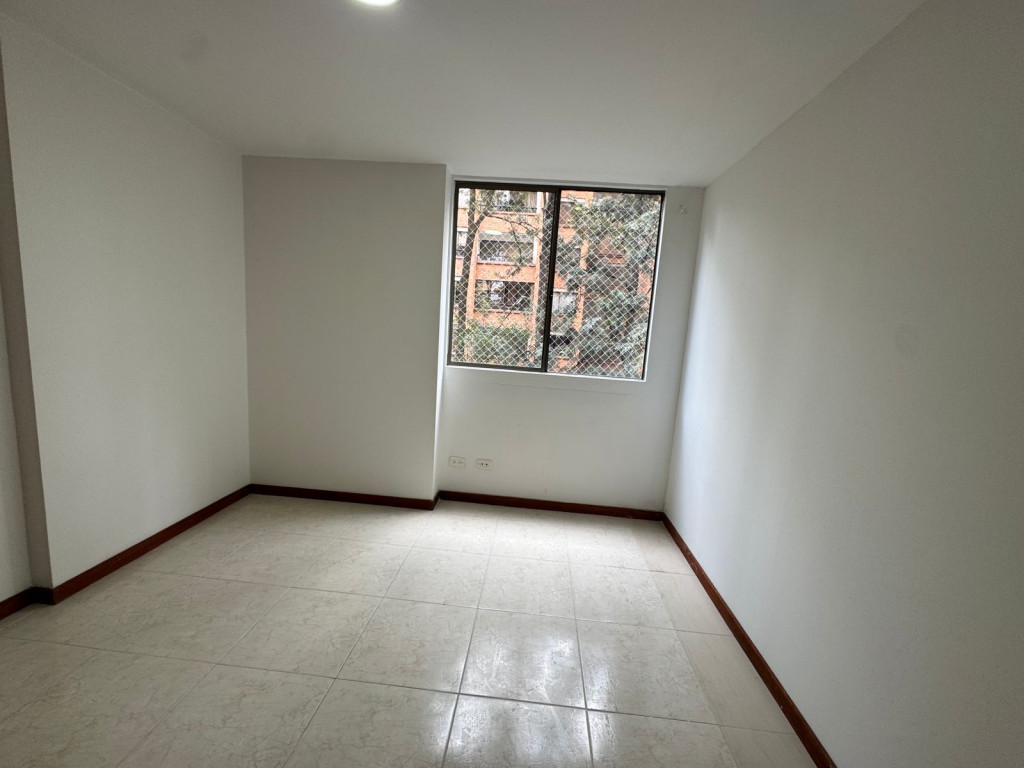 Apartamento en arriendo en Los Balsos, Medellín · foto 14 de 18