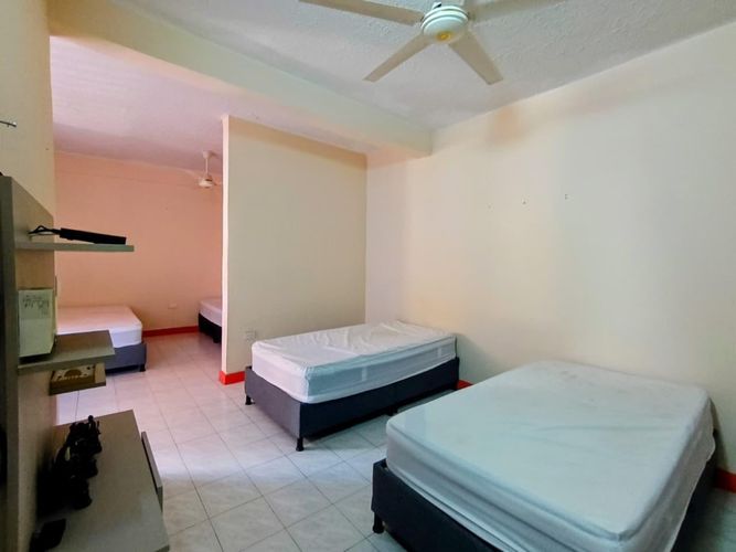 Casa de 7 alcobas en venta en Girardot, Girardot, 297 m² · foto 13 de 20