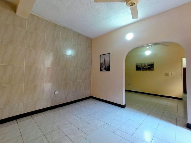 Casa de 7 alcobas en venta en Girardot, Girardot, 297 m² · foto 16 de 20