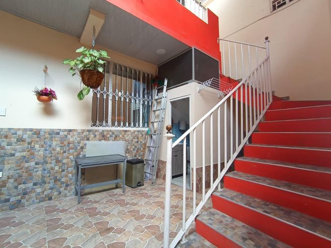 Casa de 7 alcobas en venta en Girardot, Girardot, 297 m² · foto 19 de 20