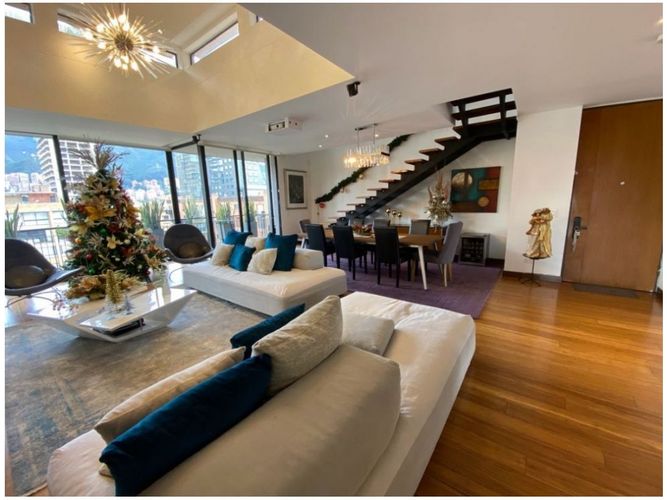 Apartamento en venta en El Virrey, Bogotá, 350 m² · foto 2 de 16