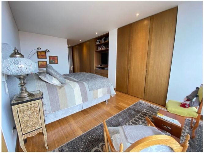 Apartamento en arriendo en El Virrey, Bogotá, 350 m² · foto 9 de 16