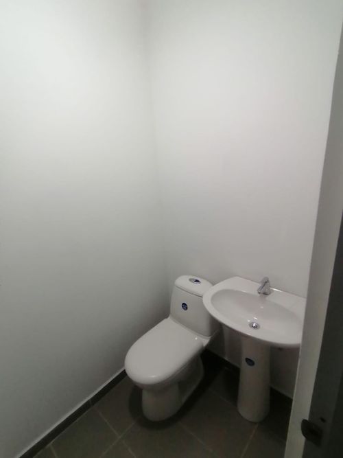 Local en arriendo en Las Casitas, Envigado, 49 m² · foto 7 de 8