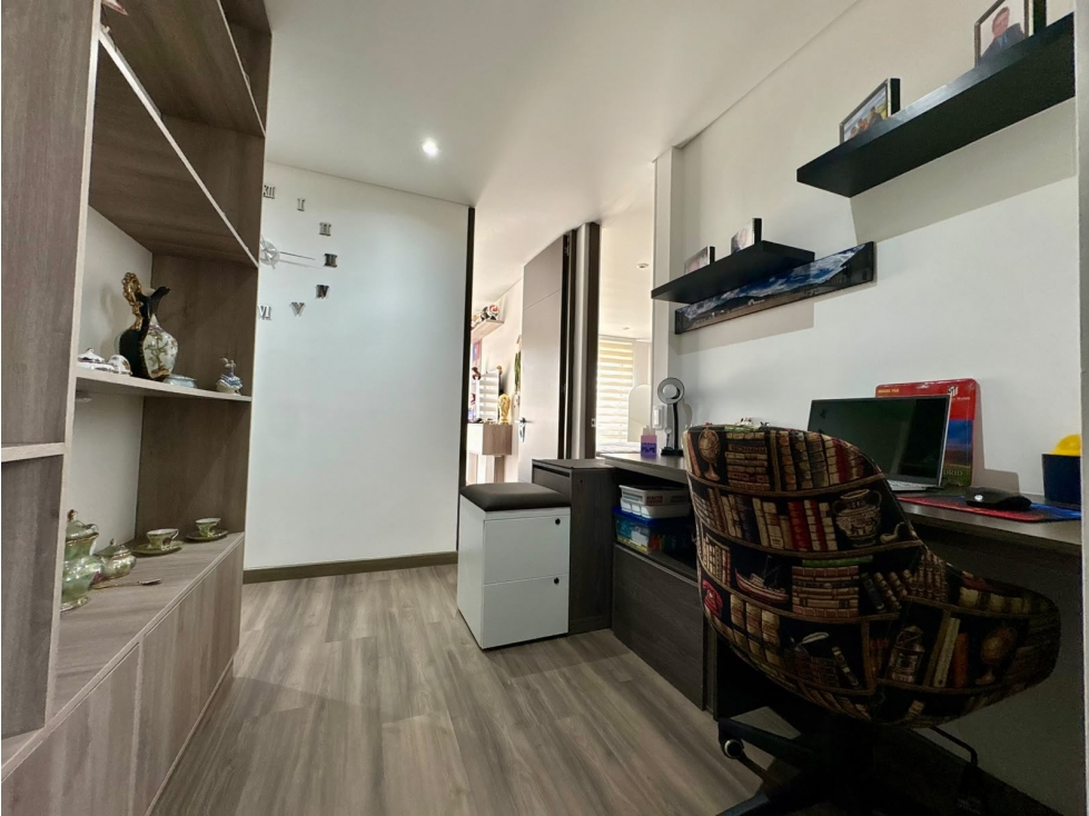 Apartamento en venta en Cedritos, Bogotá · foto 8 de 24