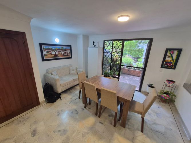 Apartamento de 2 alcobas en arriendo en San Fernando Viejo, Cali, 105 m² · foto 3 de 18