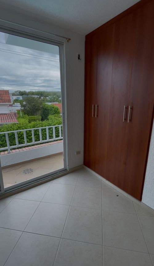 Casa de 4 alcobas en venta en Bosques De Peñalisa, Ricaurte, 300 m² · foto 6 de 24