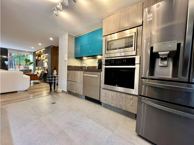 Apartamento de 2 alcobas en venta en Santa Barbara, Bogotá, 147 m² · foto 5 de 24