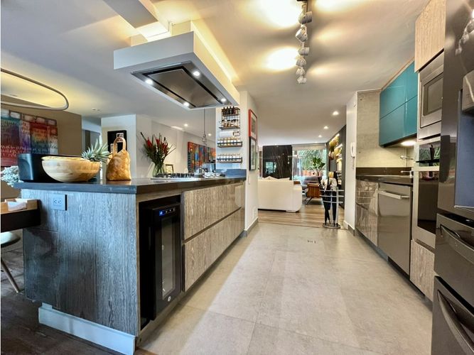 Apartamento de 2 alcobas en venta en Santa Barbara, Bogotá, 147 m² · foto 16 de 24