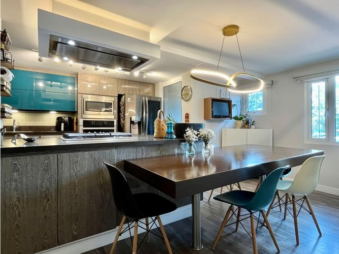 Apartamento de 2 alcobas en venta en Santa Barbara, Bogotá, 147 m² · foto 23 de 24