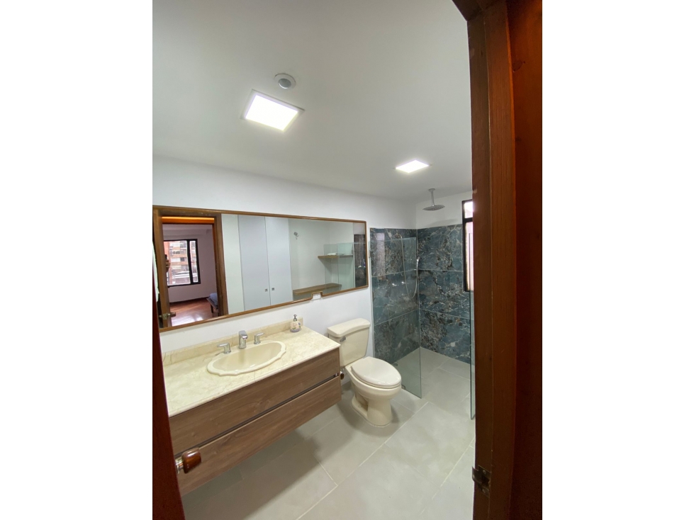 Apartamento en venta en San Patricio, Bogotá · foto 3 de 6