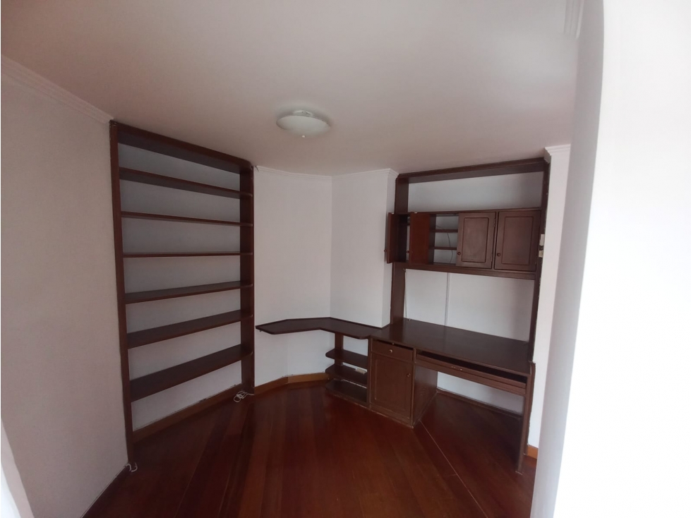 Apartamento en venta en San Patricio, Bogotá · foto 4 de 6