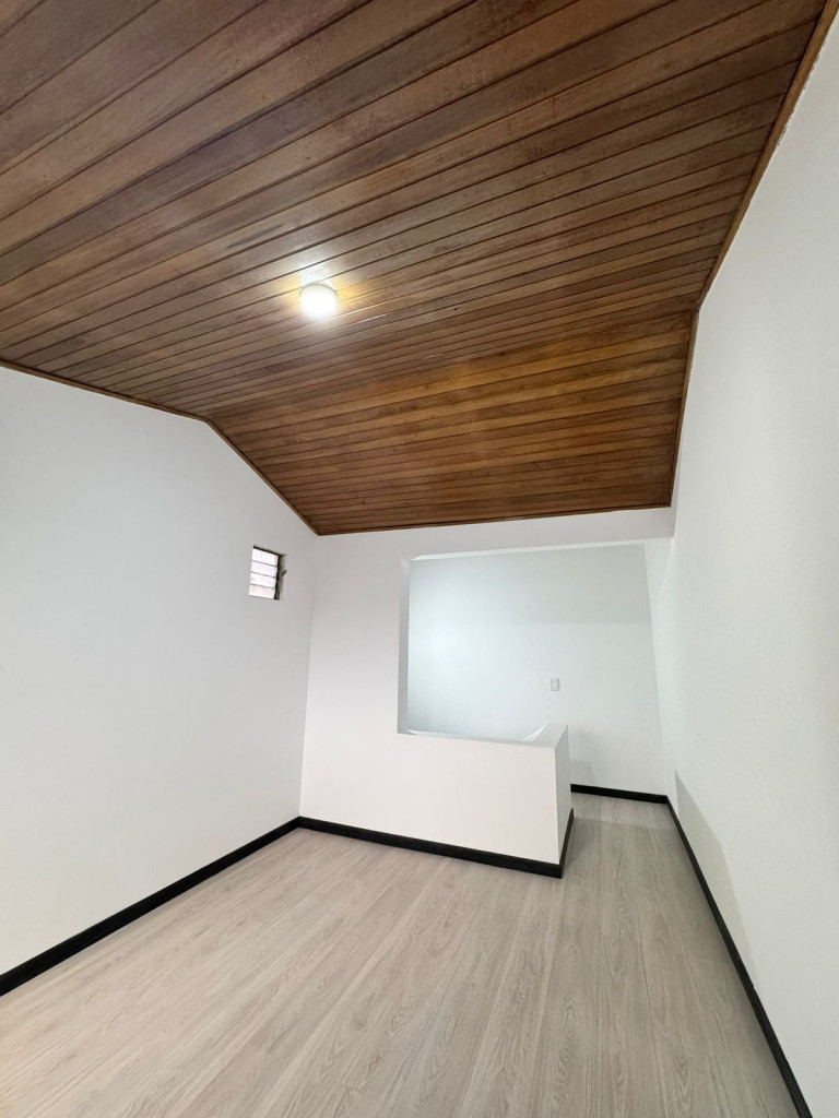 Casa en venta en Madelena, Bogotá · foto 4 de 24