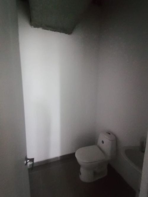 Local en arriendo en Las Casitas, Envigado, 42 m² · foto 8 de 9