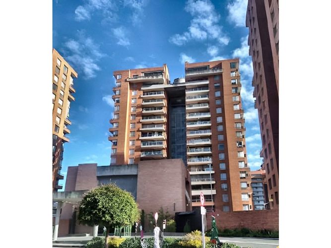 $957.588.043 en Colina Campestre