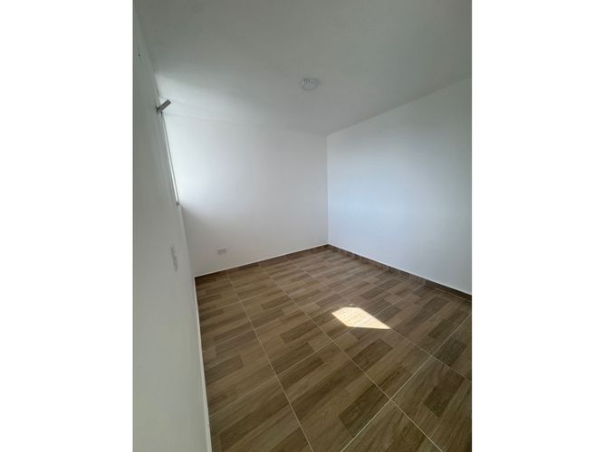 Apartamento de 2 alcobas en venta en Ciudad Mallorquin, Barranquilla, 60 m² · foto 2 de 12