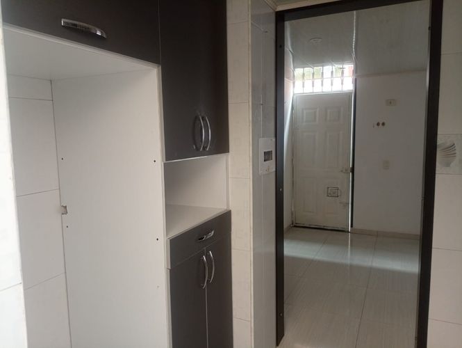 Casa de 3 alcobas en venta en Hacienda Los Alcaparros, Madrid, 70 m² · foto 11 de 24