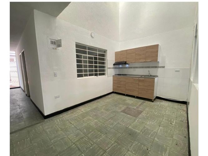 Casa de 6 alcobas en venta en Colseguros Andes, Cali, 300 m² · foto 8 de 11