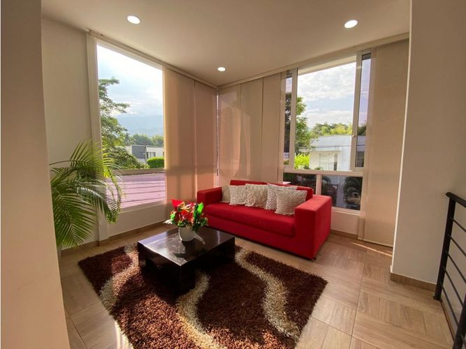 Casa de 4 alcobas en venta en Las Mercedes, Jamundí, 370 m² · foto 9 de 24
