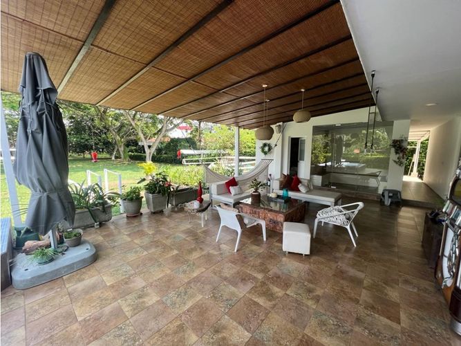 Casa de 4 alcobas en venta en Las Mercedes, Jamundí, 500 m² · foto 2 de 24