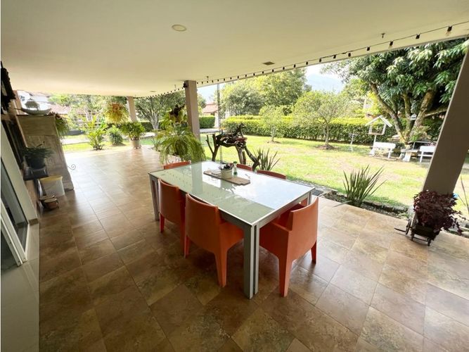 Casa de 4 alcobas en venta en Las Mercedes, Jamundí, 500 m² · foto 4 de 24