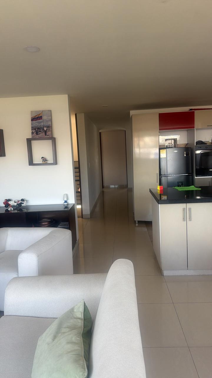 Casa en venta en Barrios Unidos, Bogotá · foto 9 de 13