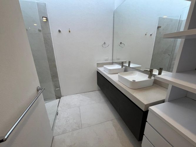 Casa de 4 alcobas en venta en Yerbabuena, Sopó, 480 m² · foto 5 de 23